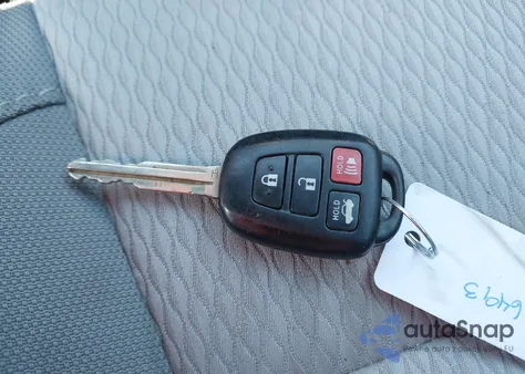 2015 Toyota Corolla Le Eco из США, поврежденный, VIN 2T1BPRHE1FC458086